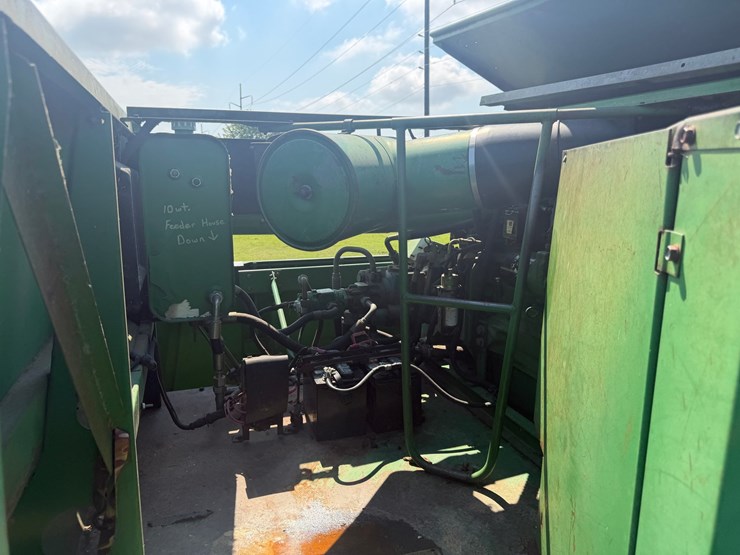 1990-john-deere-9600-image-87