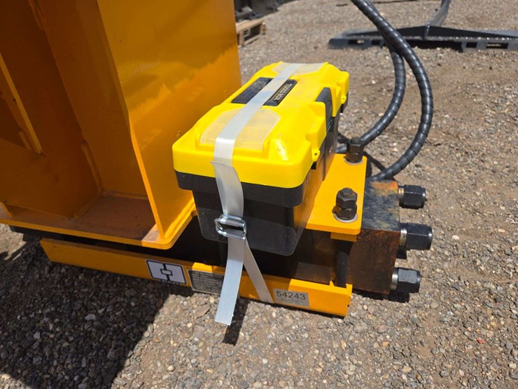 2026-skid-steer-ap680-breaker-hammer-image-7