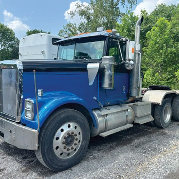 1998 INTERNATIONAL 9300