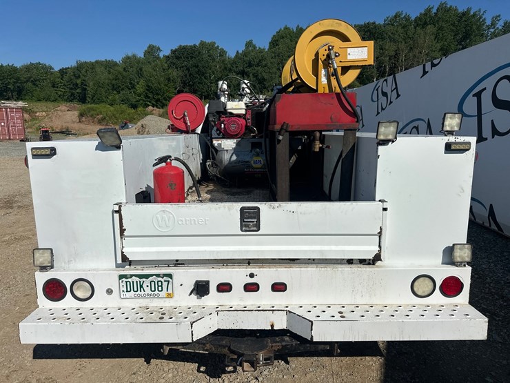 2017-gmc-3500hd-image-4
