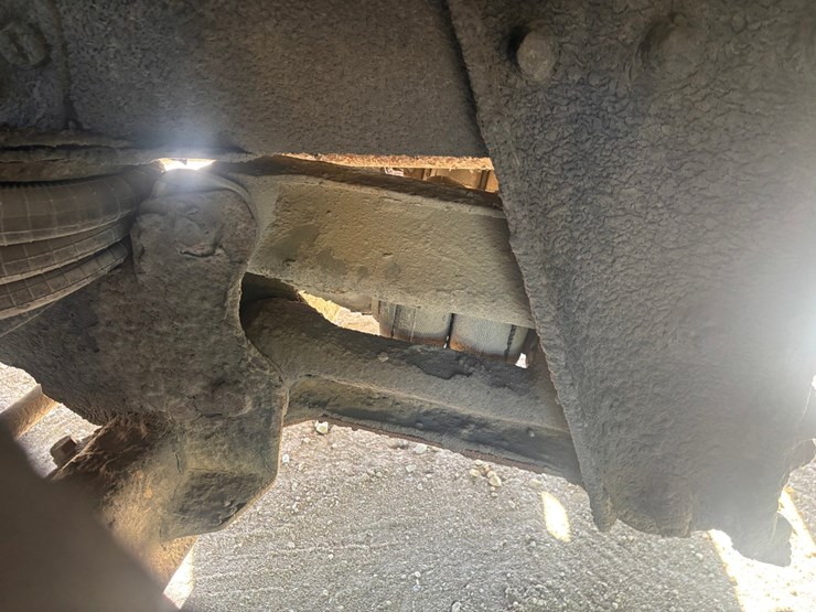 mack-rd688s-image-133