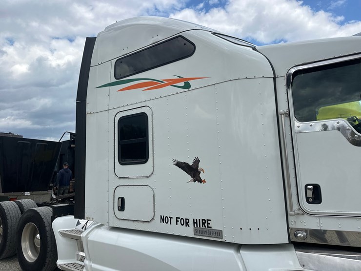2014-kenworth-t660-image-24