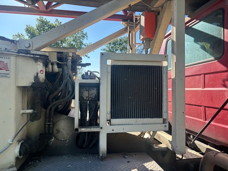 mack-rd688s-image-74