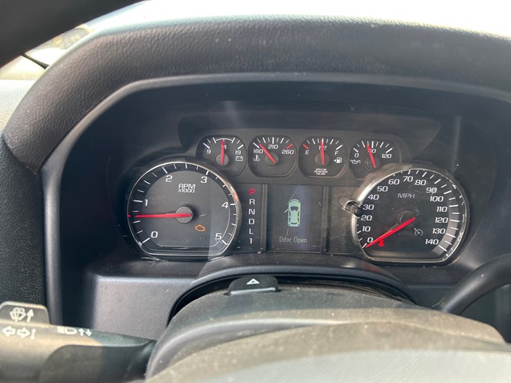2019-chevrolet-silverado-3500hd-image-50
