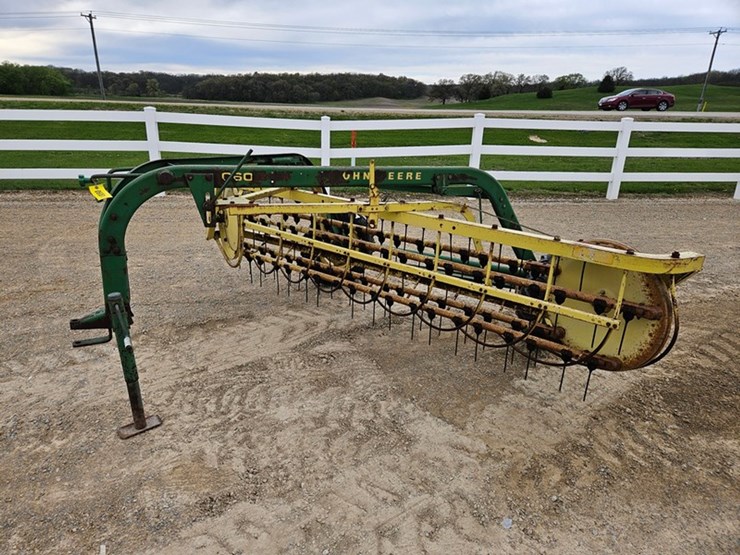 john-deere-660-image-1