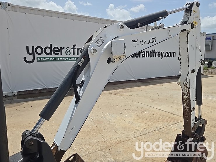 2019-bobcat-e20-image-27