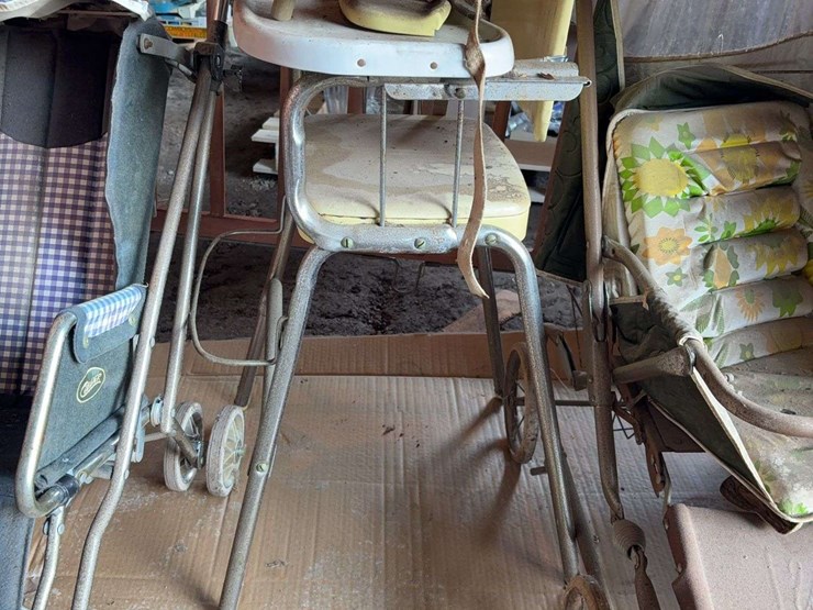 assorted-nursery-furniture-and-strollers-lot-image-7