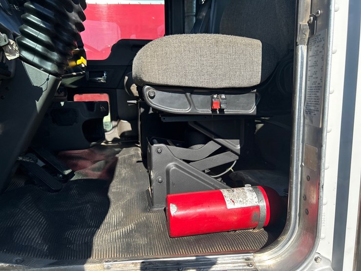 2018-kenworth-t270-image-93