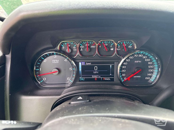 2020-chevrolet-tahoe-image-14
