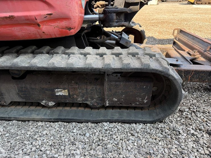 2017-kubota-kx040-4-image-13