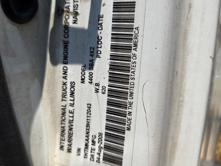2009-international-durastar-4400-image-42