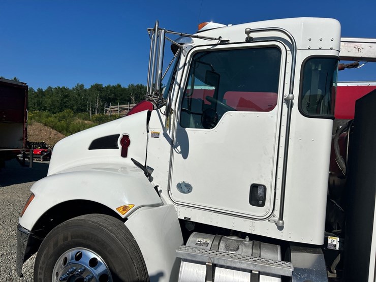 2018-kenworth-t270-image-14