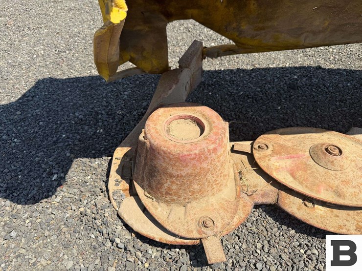 new-holland-nh442-disc-mower-image-4