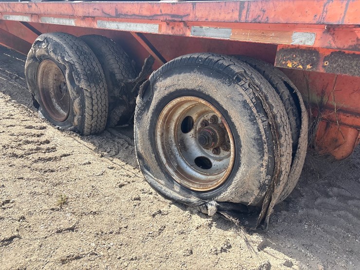 #39186-•-32ft-gooseneck-trailer-|-for-parts/repair-|-no-title-image-5