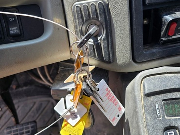 2010-international-durastar-4400-image-40