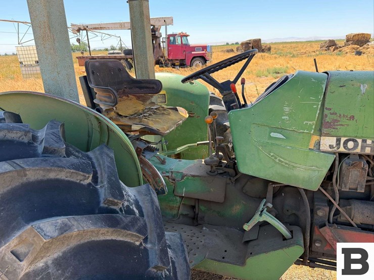 john-deere-2240-image-21