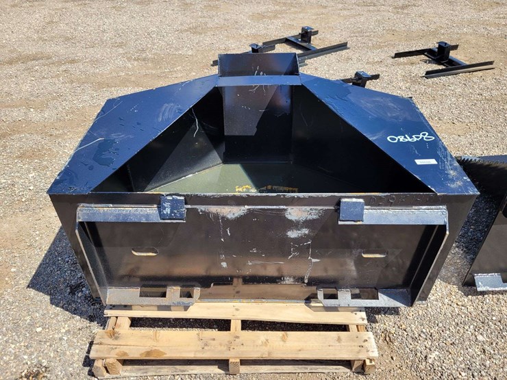 3/4-cy.-concrete-placement-bucket-image-3