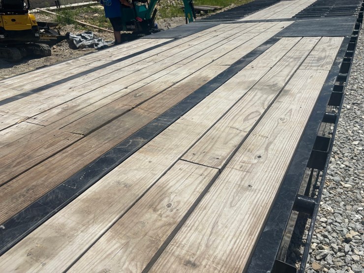 2026-gooseneck-load-trail-image-34