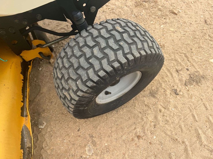 cub-cadet-lt1050-image-14