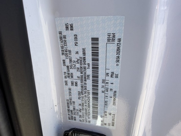 2019-ford-f150-xl-image-10