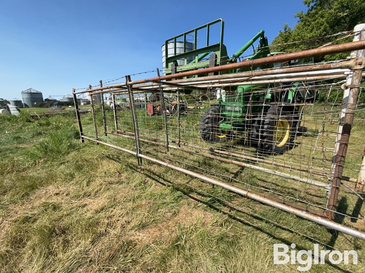 14/16-steel-livestock-gates-image-11