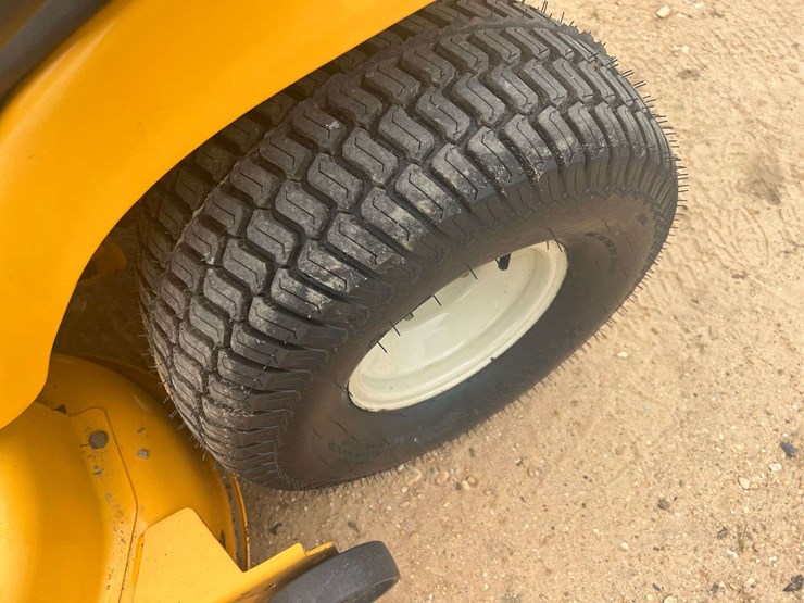 cub-cadet-lt1050-image-16
