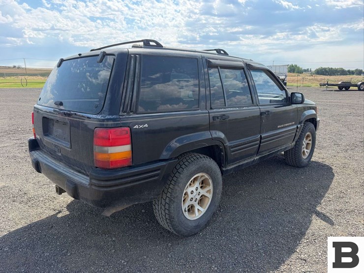 1997-jeep-grand-cherokee-image-7