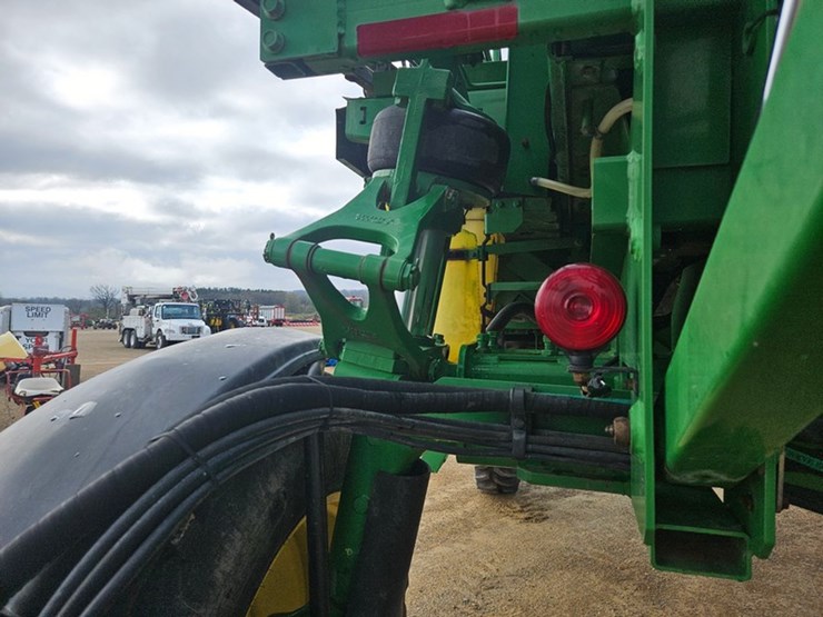 john-deere-4700-image-68