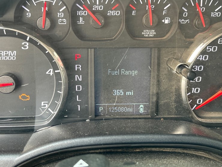 2019-chevrolet-silverado-3500hd-image-51