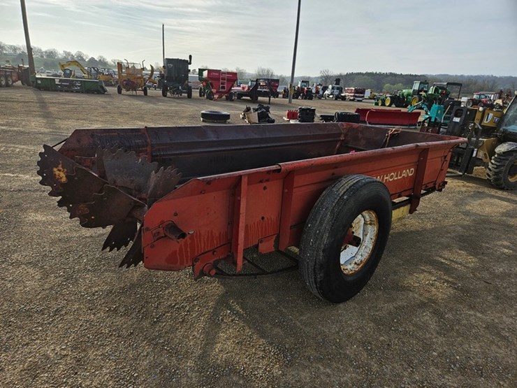 new-holland-519-image-5