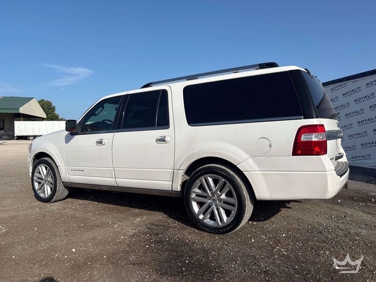 2015-ford-expedition-platinum-image-4