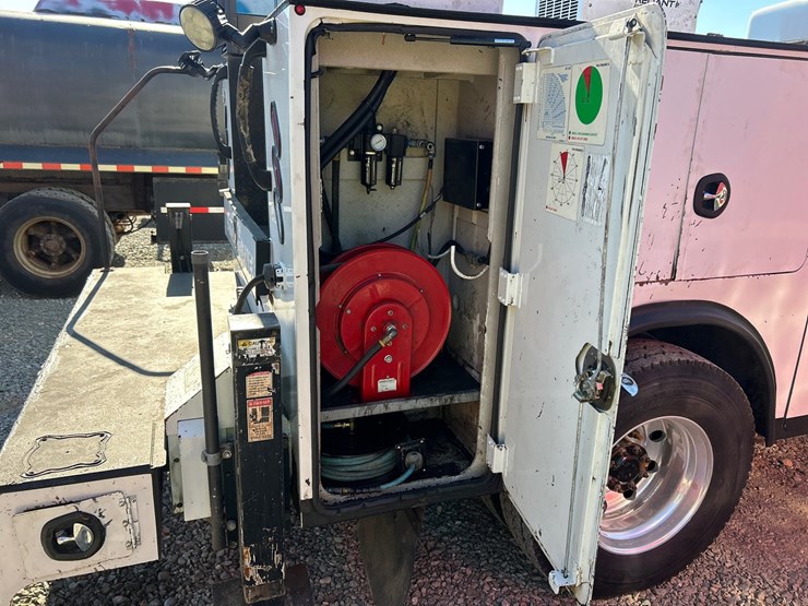 2018-kenworth-t270-image-21