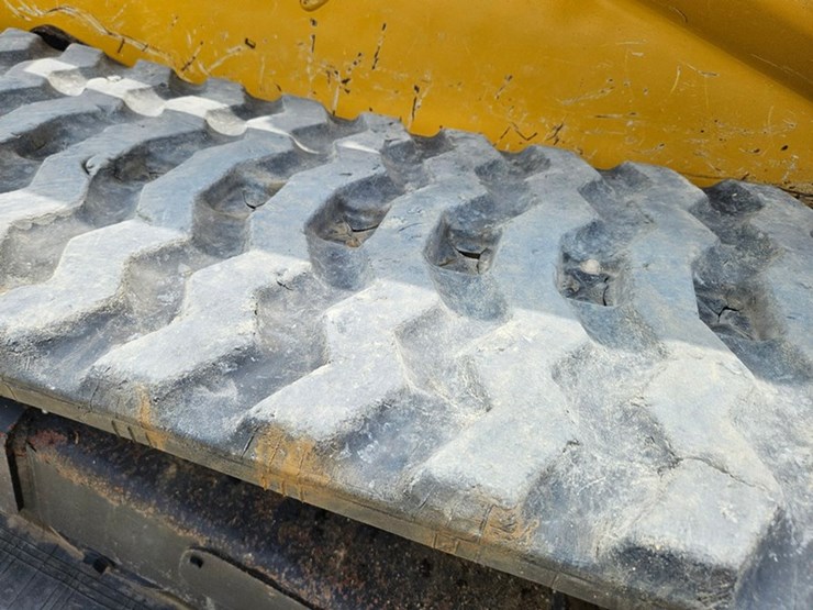 deere-325g-image-21