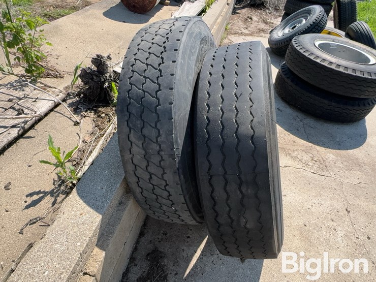 22.5-truck-tires-image-12