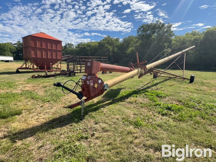 westfield-mk100-61-swing-hopper-auger-image-1