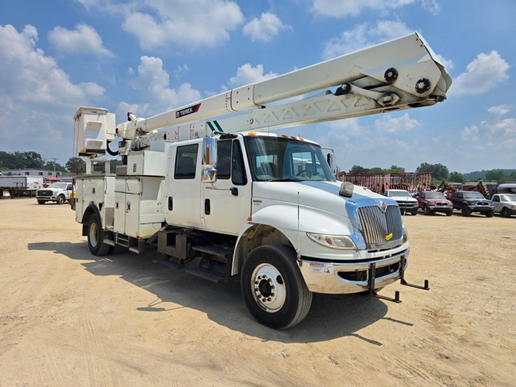 2010-international-durastar-4400-image-9