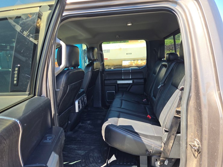 2020-ford-f250-image-40
