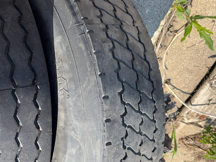 22.5-truck-tires-image-17