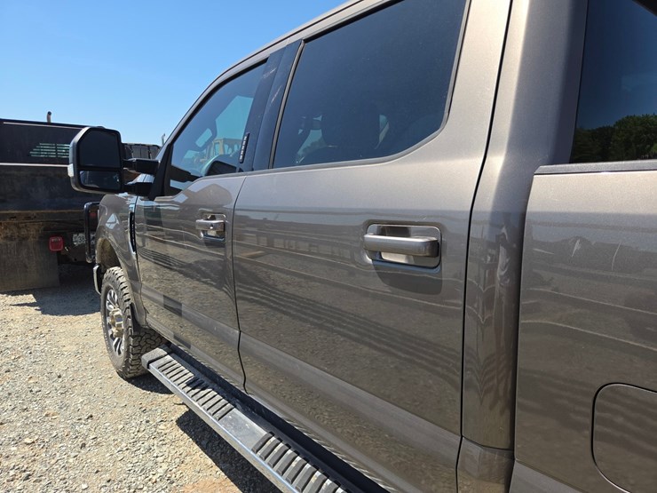 2020-ford-f250-image-15