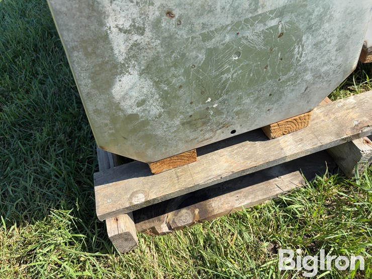 stainless-steel-hog-feeders-image-16