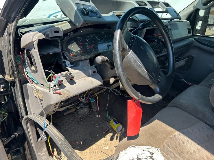 1999-ford-f250-image-32