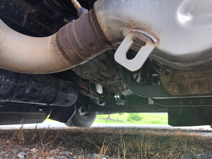 2019-peterbilt-579-image-38