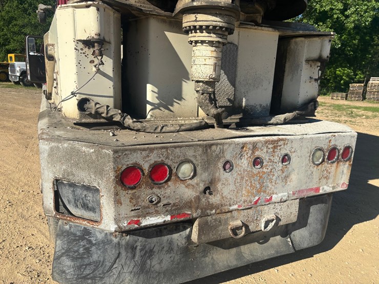 mack-rd688s-image-67