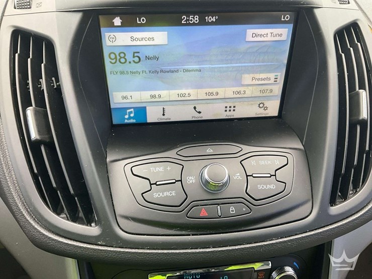 2016-ford-escape-image-17