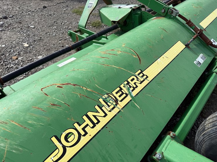 john-deere-520-image-30