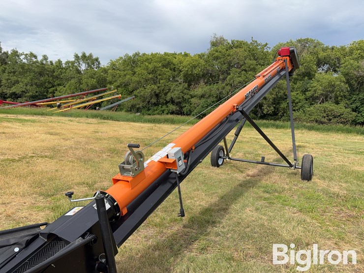 agi-batco-tcx-1232-electric-conveyor-image-15