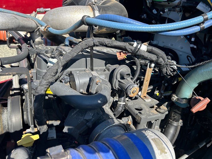 2018-kenworth-t270-image-87