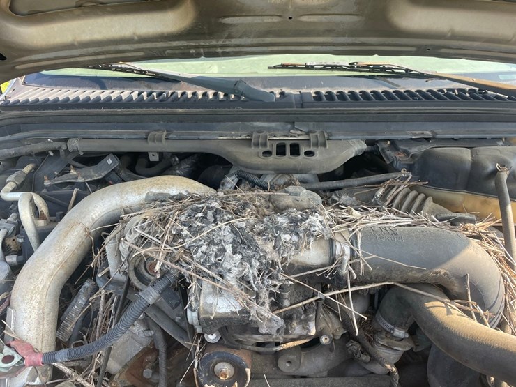 2004-ford-f350-image-30