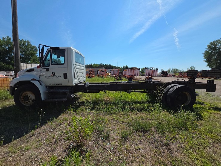 international-4300-sba-image-2