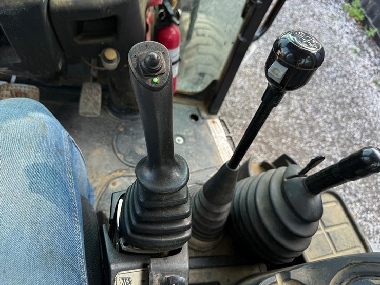 jcb-3cx14-image-26